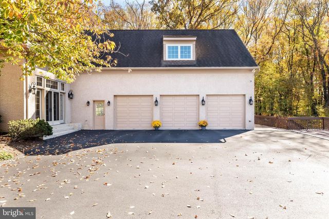 1518 GREENHILL RD, West Chester, PA 19380