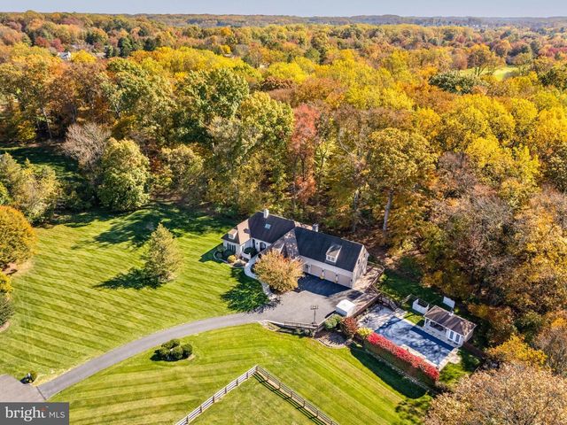 1518 GREENHILL RD, West Chester, PA 19380