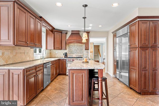 1518 GREENHILL RD, West Chester, PA 19380