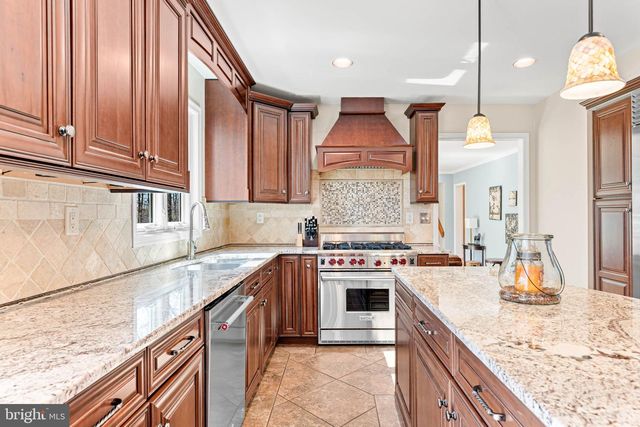 1518 GREENHILL RD, West Chester, PA 19380