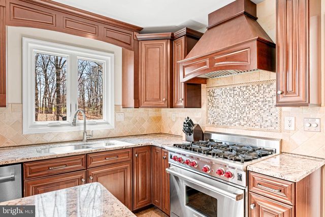 1518 GREENHILL RD, West Chester, PA 19380