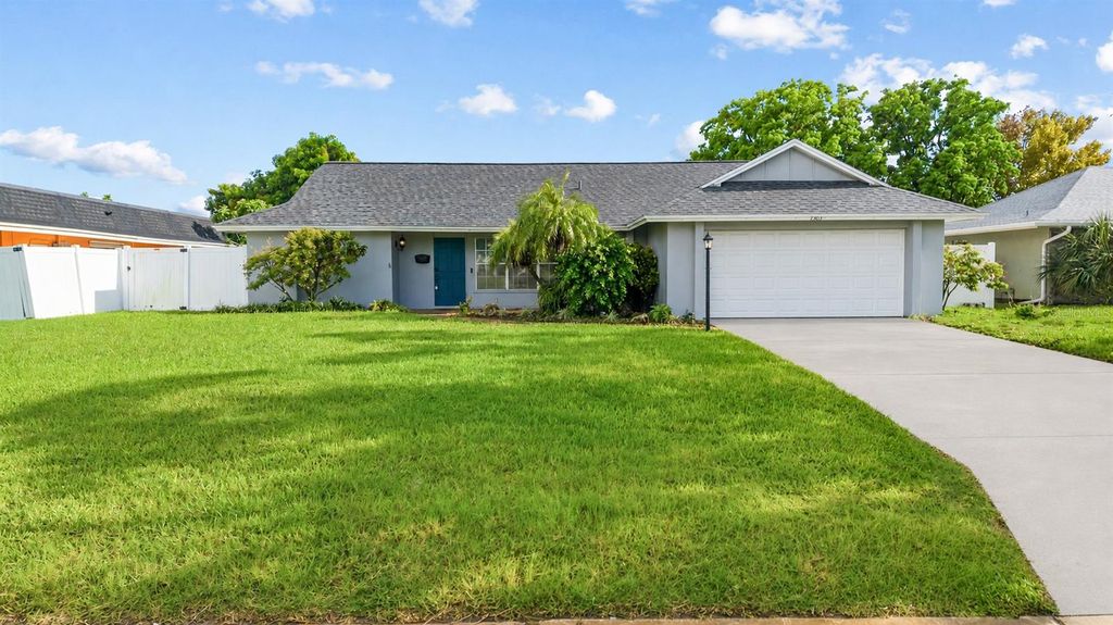 7303 11TH AVENUE W, BRADENTON, FL 34209 — exterior
