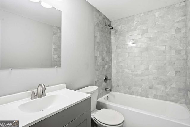 3579 Bramblevine Circle, Lithonia, GA 30038