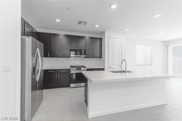 870 Dunkirk River Court, Henderson, NV 89011
