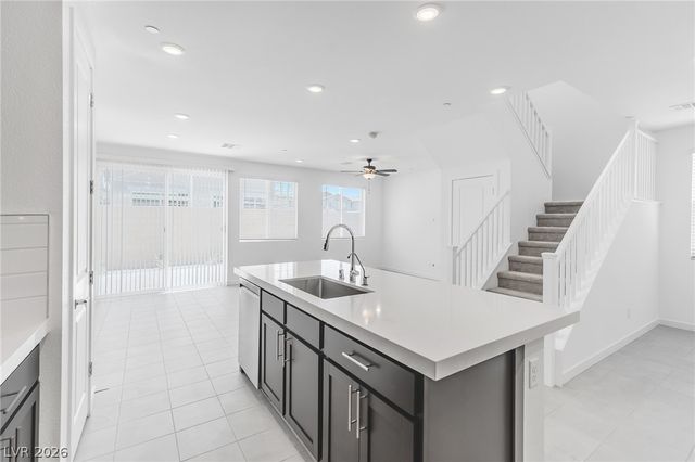 870 Dunkirk River Court, Henderson, NV 89011