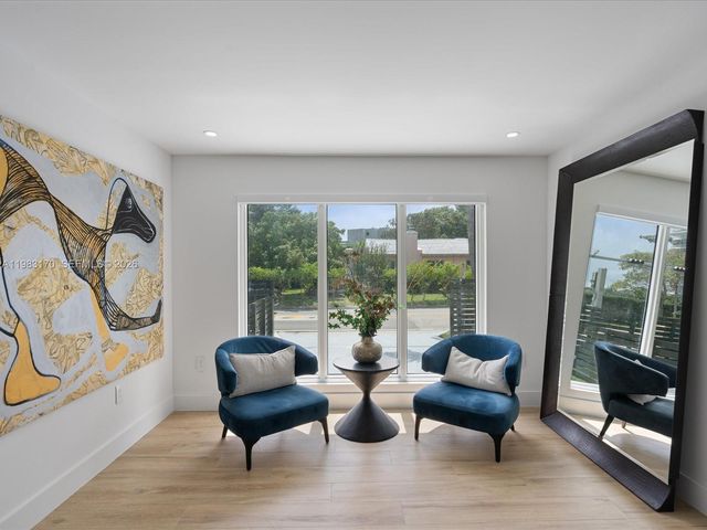 301 88th St, Surfside, FL 33154