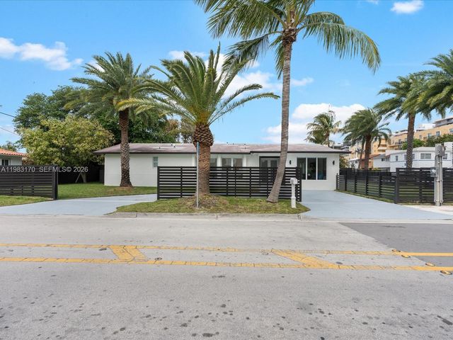 301 88th St, Surfside, FL 33154