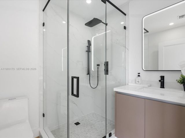 301 88th St, Surfside, FL 33154