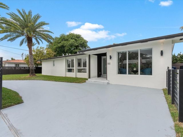 301 88th St, Surfside, FL 33154