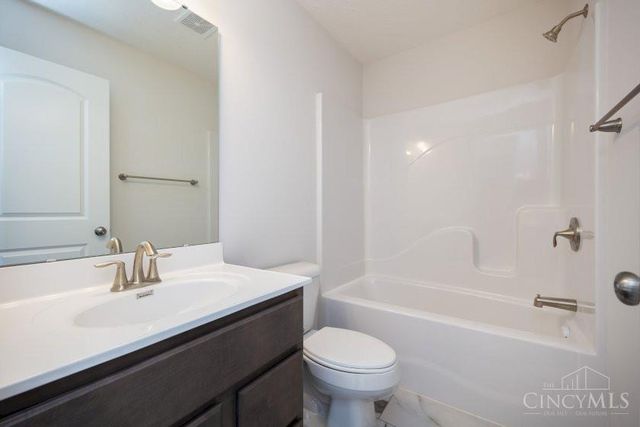 165 Zachary Drive, Williamsburg, OH 45176