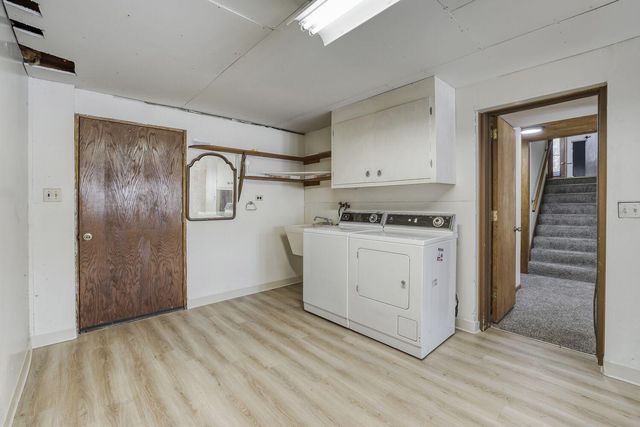 1800 Skyline Drive S, Burnsville, MN 55337