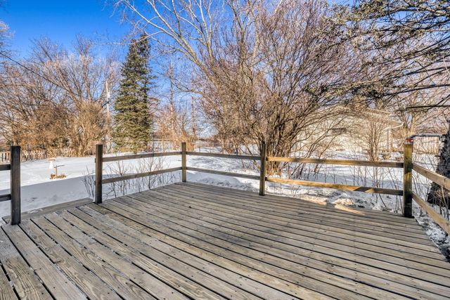 1800 Skyline Drive S, Burnsville, MN 55337