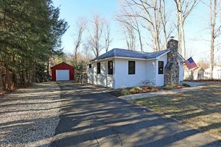 6 Indian Avenue, Danbury, CT 06811