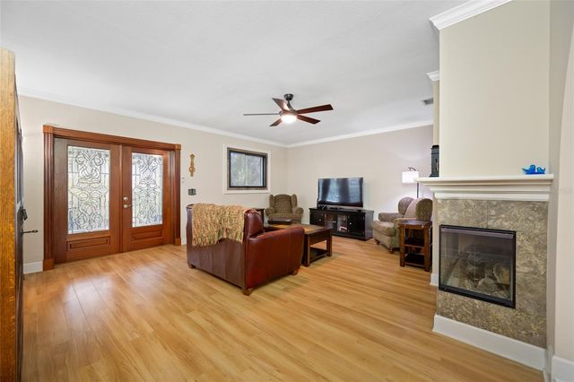 1813 N RIVERHILLS DRIVE, Temple Terrace, FL 33617