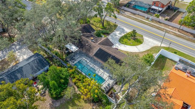 1813 N RIVERHILLS DRIVE, Temple Terrace, FL 33617