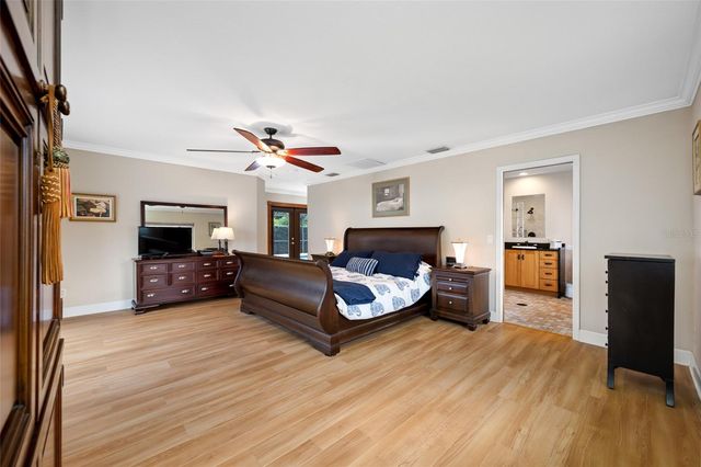 1813 N RIVERHILLS DRIVE, Temple Terrace, FL 33617