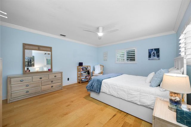 1813 N RIVERHILLS DRIVE, Temple Terrace, FL 33617