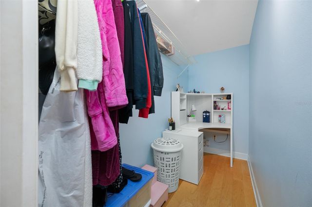 1813 N RIVERHILLS DRIVE, Temple Terrace, FL 33617