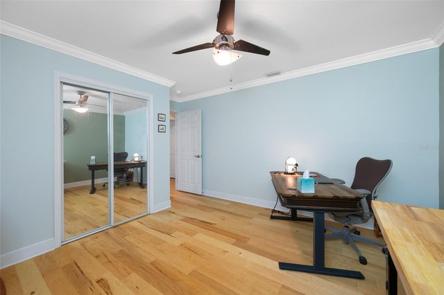 1813 N RIVERHILLS DRIVE, Temple Terrace, FL 33617