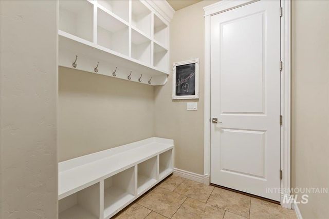 5838 W Tantallon St, Boise, ID 83714