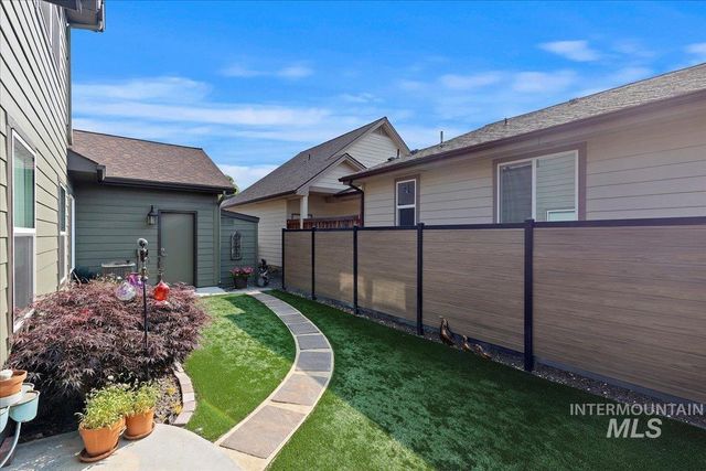 5838 W Tantallon St, Boise, ID 83714