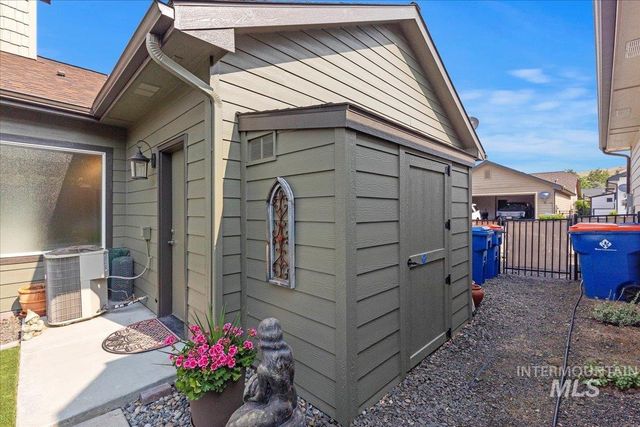 5838 W Tantallon St, Boise, ID 83714