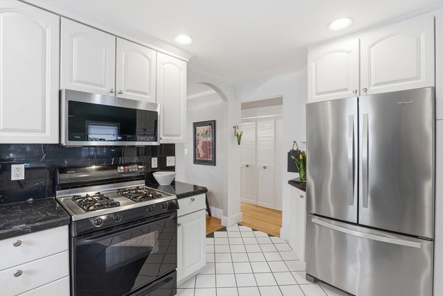 56 Capitol Street 3, Watertown, MA 02472