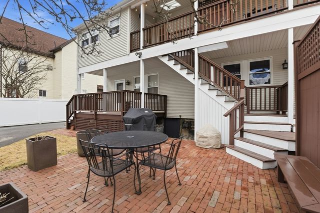 56 Capitol Street 3, Watertown, MA 02472