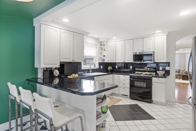 56 Capitol Street 3, Watertown, MA 02472