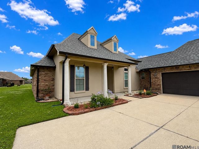 4012 Sandbar Dr, Addis, LA 70710