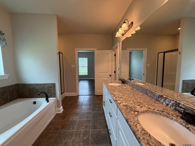 4012 Sandbar Dr, Addis, LA 70710