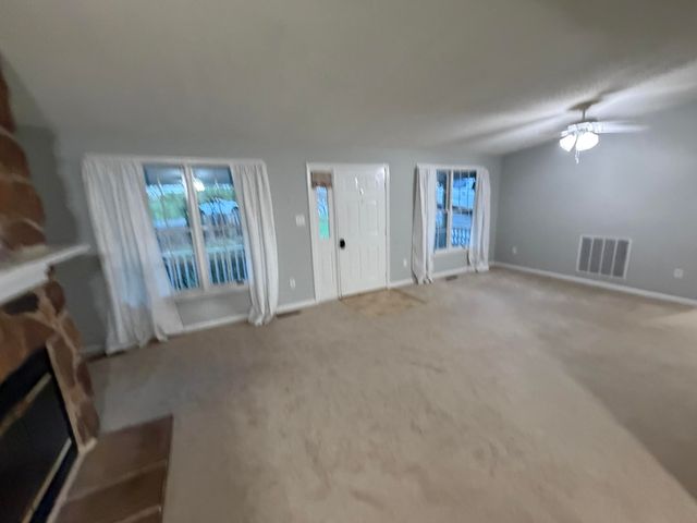 95 Indian Pointe DR, Hardy, VA 24101