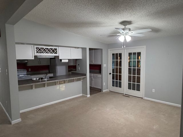 95 Indian Pointe DR, Hardy, VA 24101