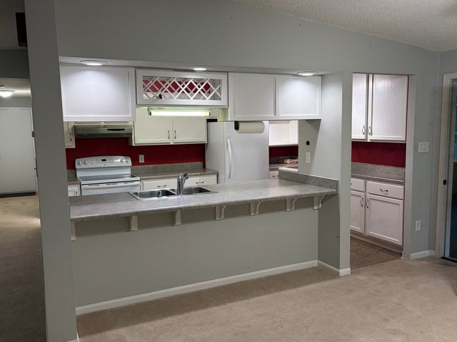 95 Indian Pointe DR, Hardy, VA 24101