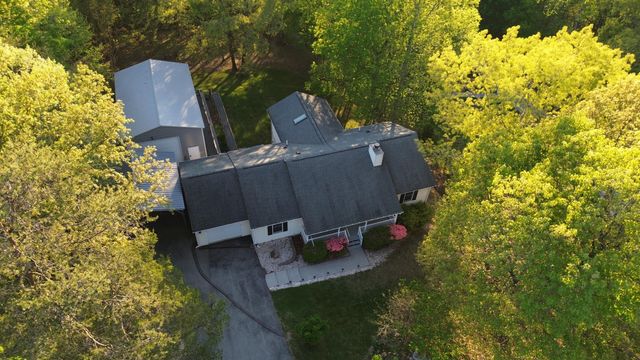 95 Indian Pointe DR, Hardy, VA 24101
