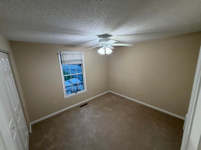 95 Indian Pointe DR, Hardy, VA 24101