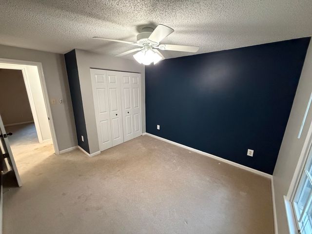95 Indian Pointe DR, Hardy, VA 24101