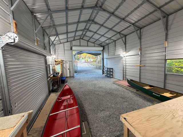 95 Indian Pointe DR, Hardy, VA 24101