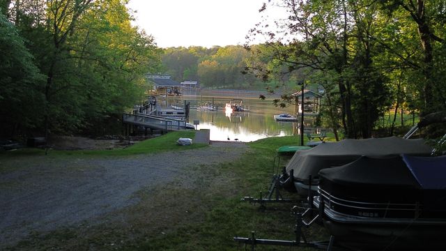 95 Indian Pointe DR, Hardy, VA 24101