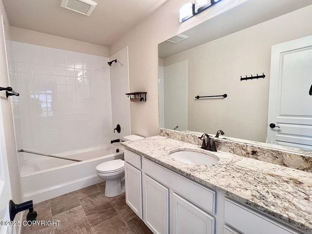 8927 Dry Creek Loop, #26, Anchorage, AK 99502