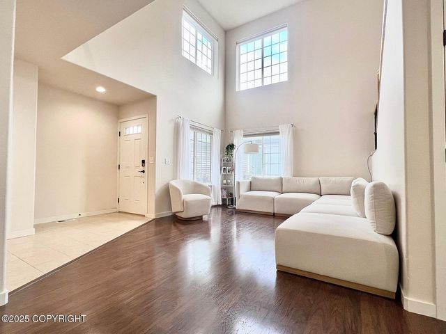 8927 Dry Creek Loop, #26, Anchorage, AK 99502