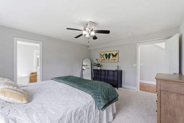 4302 N Quail Run Road, Ozark, MO 65721