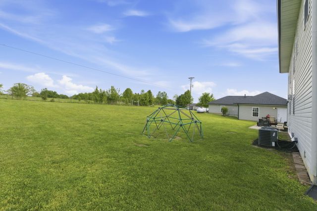 4302 N Quail Run Road, Ozark, MO 65721