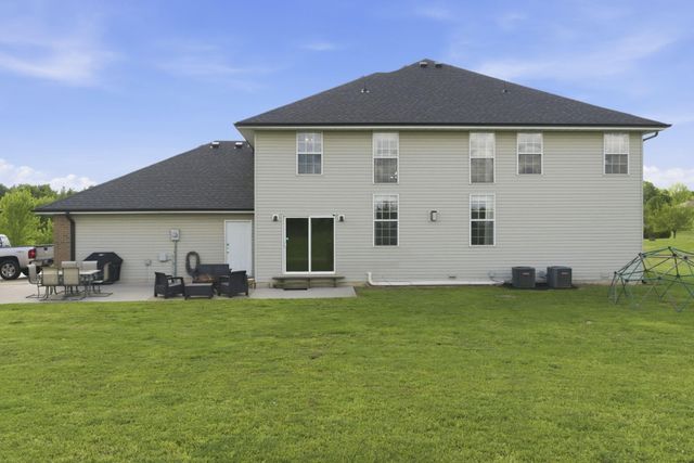 4302 N Quail Run Road, Ozark, MO 65721