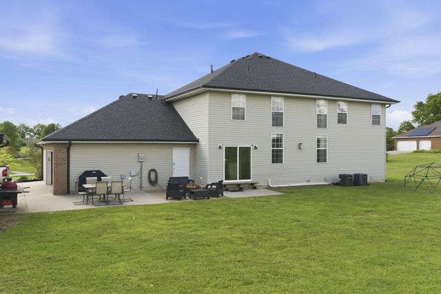 4302 N Quail Run Road, Ozark, MO 65721