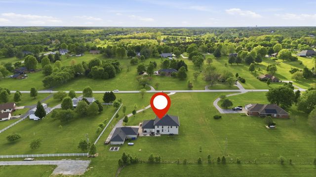 4302 N Quail Run Road, Ozark, MO 65721