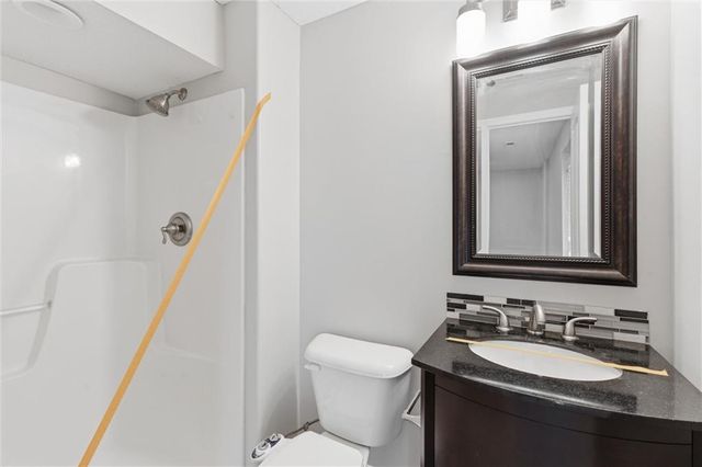 1104 SW 10th Terrace, Oak Grove, MO 64075