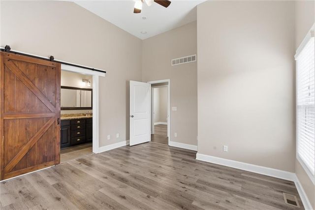 1104 SW 10th Terrace, Oak Grove, MO 64075