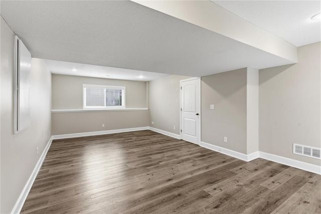 1104 SW 10th Terrace, Oak Grove, MO 64075