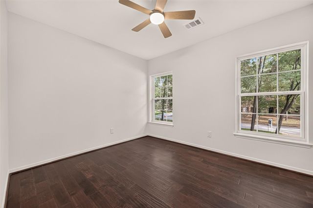23 Lazy Morning Place, The Woodlands, TX 77381